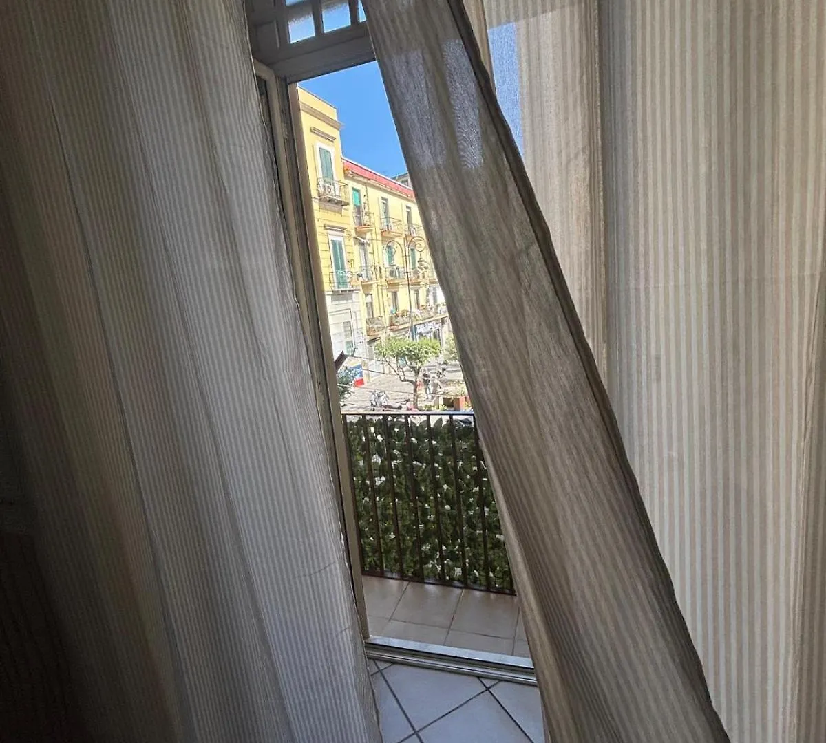 Domus Sanita 24 Apartment Naples Italy