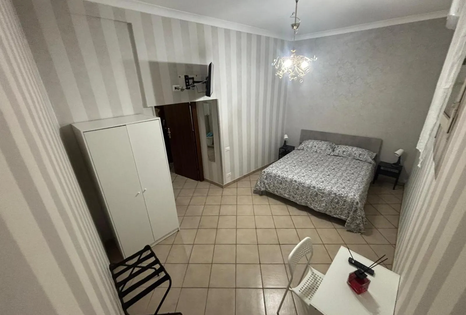 Domus Sanita 24 Apartment Naples Italy